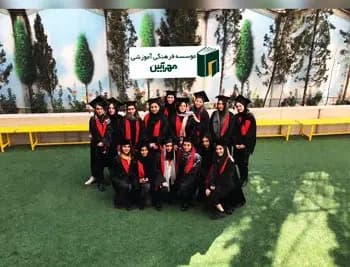 مدرسه مهرآیین، فارغ التحصیلان مدرسه ی دخترانه ی مهرآیین 