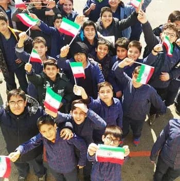 مدرسه بهان، عکس برگزاری مراسم ملی دبیرستان دوره اول پسرانه بهان منقطه 5