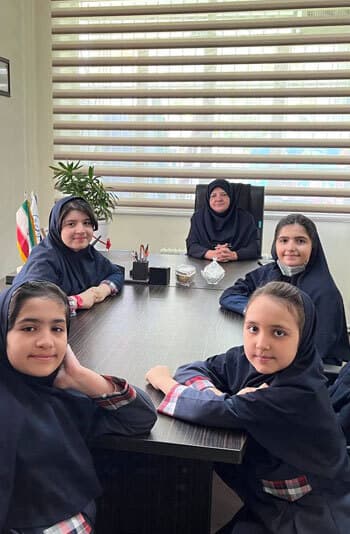 مدرسه اتحاد نوین، دانش آموزان مدرسه اتحادنوین